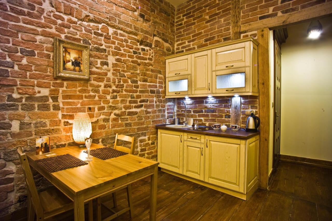 Apartamenty Chleb i Wino Toruń Ruang foto