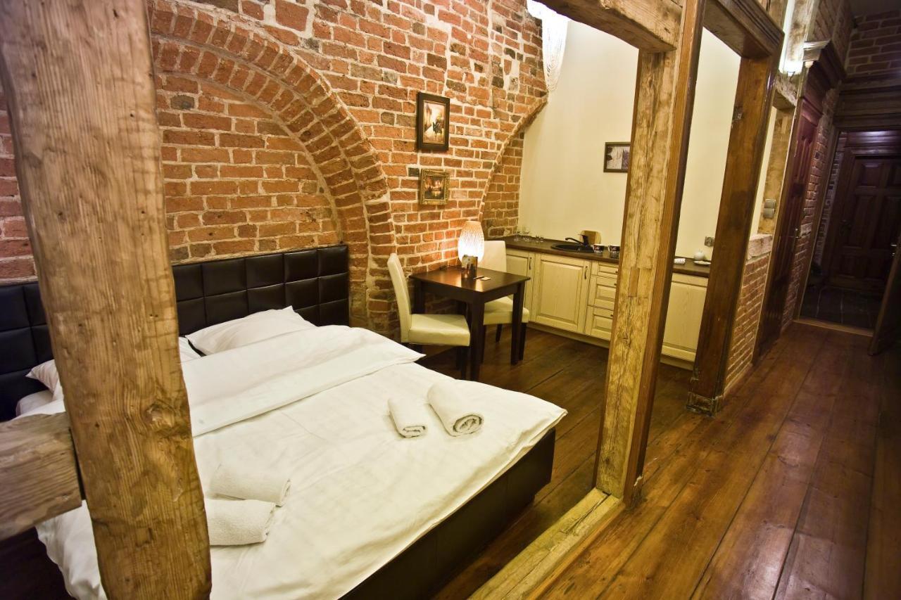 Apartamenty Chleb i Wino Toruń Ruang foto